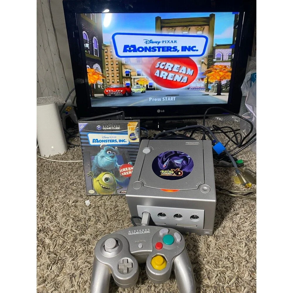 Nintendo GameCube Pokemon XD Gale of Darkness Silver Console DOL-101 Lugia
